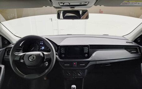 Skoda Rapid II, 2020 год, 1 349 000 рублей, 17 фотография