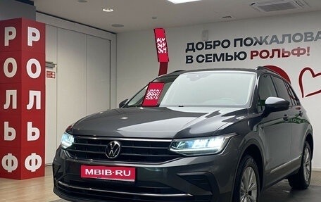 Volkswagen Tiguan II, 2021 год, 2 550 000 рублей, 1 фотография