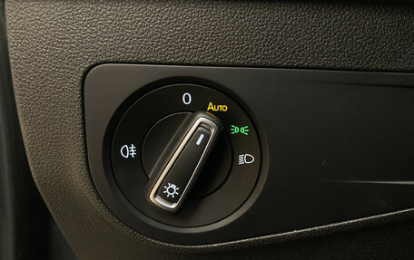 Volkswagen Tiguan II, 2021 год, 2 550 000 рублей, 13 фотография