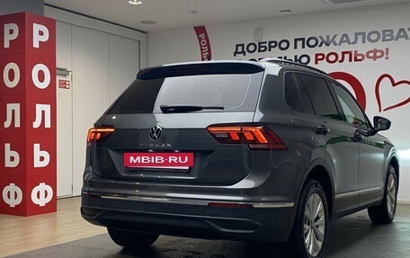 Volkswagen Tiguan II, 2021 год, 2 550 000 рублей, 4 фотография