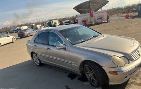 Mercedes-Benz C-Класс, 2004 год, 370 000 рублей, 4 фотография