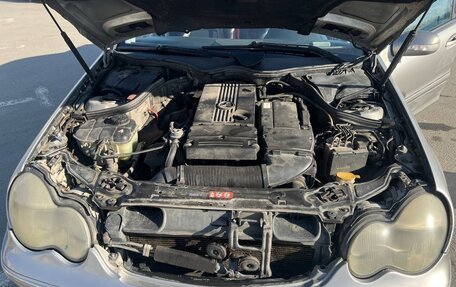 Mercedes-Benz C-Класс, 2004 год, 370 000 рублей, 8 фотография