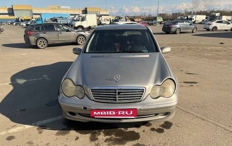 Mercedes-Benz C-Класс, 2004 год, 370 000 рублей, 2 фотография