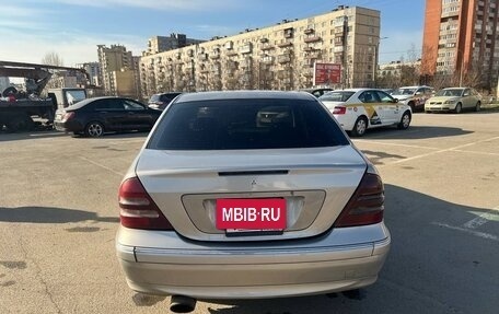 Mercedes-Benz C-Класс, 2004 год, 370 000 рублей, 6 фотография