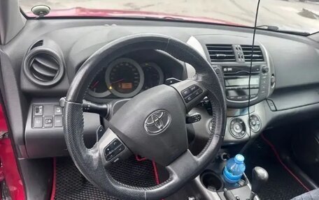 Toyota RAV4, 2010 год, 1 380 000 рублей, 4 фотография