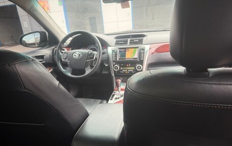 Toyota Camry, 2012 год, 1 490 000 рублей, 13 фотография