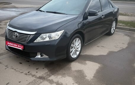 Toyota Camry, 2012 год, 1 490 000 рублей, 10 фотография