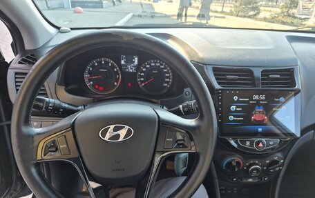 Hyundai Solaris II рестайлинг, 2014 год, 930 000 рублей, 11 фотография