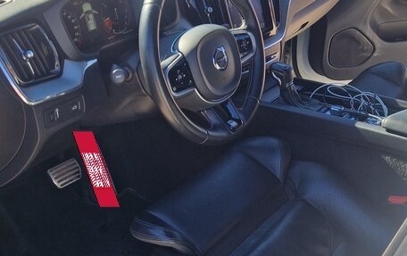 Volvo XC60 II, 2018 год, 3 500 000 рублей, 10 фотография