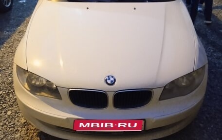 BMW 1 серия, 2011 год, 899 999 рублей, 2 фотография