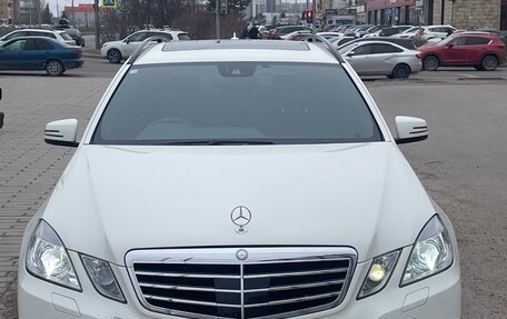 Mercedes-Benz E-Класс, 2012 год, 1 920 000 рублей, 2 фотография