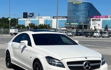 Mercedes-Benz CLS, 2011 год, 3 000 000 рублей, 2 фотография