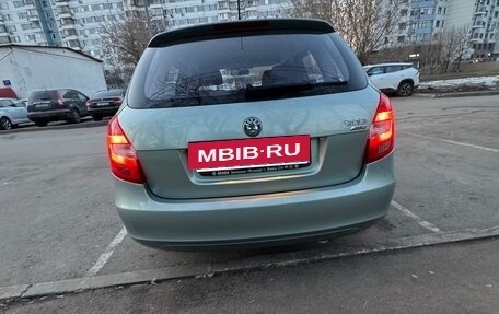 Skoda Fabia II, 2010 год, 600 000 рублей, 2 фотография