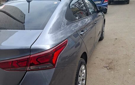 Hyundai Solaris II рестайлинг, 2019 год, 1 050 000 рублей, 8 фотография