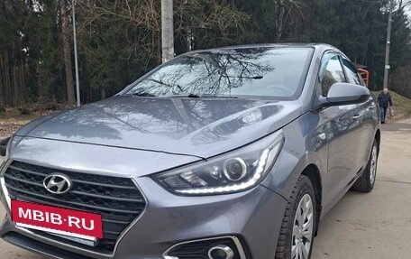 Hyundai Solaris II рестайлинг, 2019 год, 1 050 000 рублей, 2 фотография