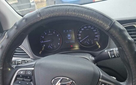 Hyundai Solaris II рестайлинг, 2019 год, 1 050 000 рублей, 15 фотография