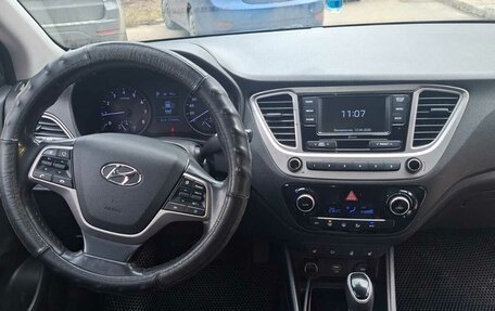 Hyundai Solaris II рестайлинг, 2019 год, 1 050 000 рублей, 14 фотография