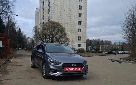 Hyundai Solaris II рестайлинг, 2019 год, 1 050 000 рублей, 13 фотография