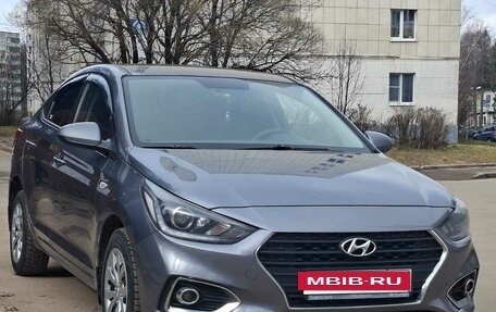Hyundai Solaris II рестайлинг, 2019 год, 1 050 000 рублей, 12 фотография