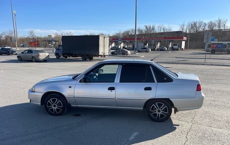 Daewoo Nexia I рестайлинг, 2010 год, 300 000 рублей, 4 фотография