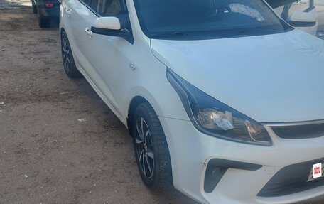 KIA Rio IV, 2017 год, 1 240 000 рублей, 2 фотография