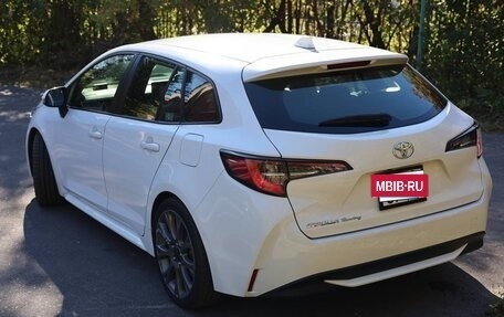 Toyota Corolla, 2022 год, 1 850 000 рублей, 2 фотография