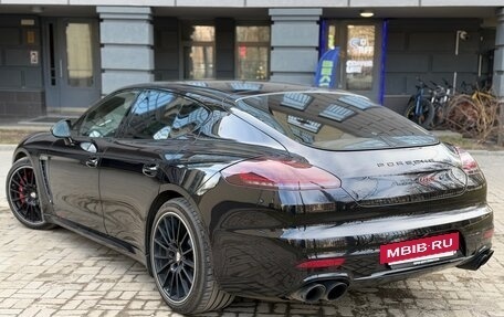 Porsche Panamera II рестайлинг, 2016 год, 4 250 000 рублей, 19 фотография