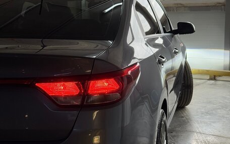 KIA Rio IV, 2018 год, 1 350 000 рублей, 3 фотография