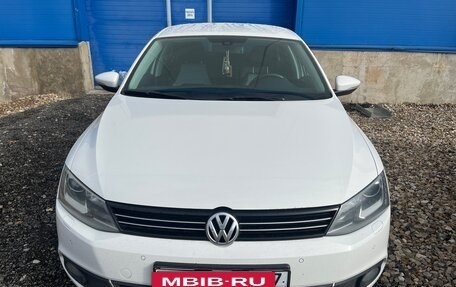 Volkswagen Jetta VI, 2014 год, 900 000 рублей, 3 фотография