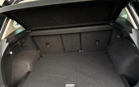 Volkswagen Tiguan II, 2023 год, 2 600 000 рублей, 9 фотография