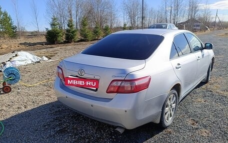 Toyota Camry, 2007 год, 580 000 рублей, 4 фотография