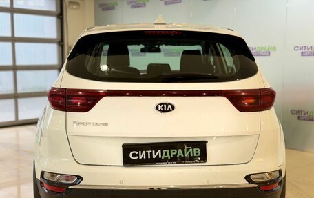 KIA Sportage IV рестайлинг, 2021 год, 1 885 000 рублей, 6 фотография