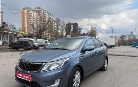 KIA Rio III рестайлинг, 2013 год, 875 000 рублей, 1 фотография