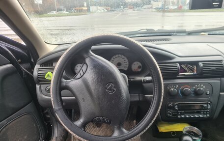 Dodge Stratus II, 2003 год, 160 000 рублей, 1 фотография