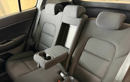 KIA Sportage IV рестайлинг, 2021 год, 1 885 000 рублей, 18 фотография