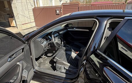 Volkswagen Passat B8 рестайлинг, 2017 год, 2 300 000 рублей, 9 фотография