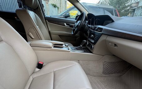 Mercedes-Benz C-Класс, 2012 год, 1 800 000 рублей, 11 фотография