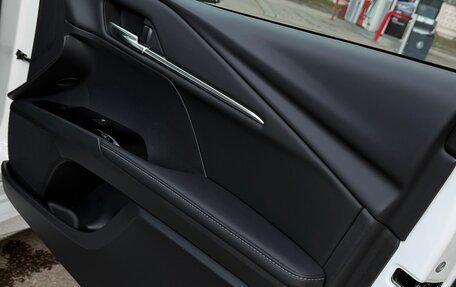 Toyota Camry, 2025 год, 4 500 000 рублей, 21 фотография