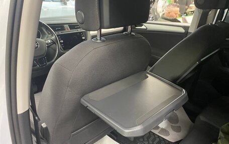 Volkswagen Tiguan II, 2020 год, 2 990 000 рублей, 12 фотография