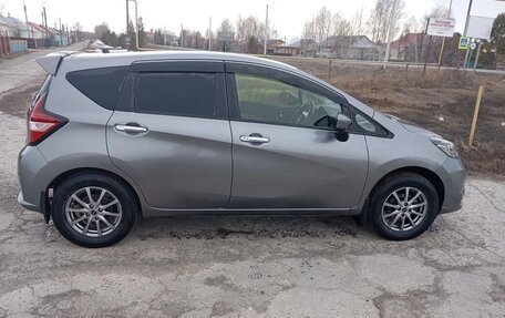 Nissan Note II рестайлинг, 2020 год, 1 300 000 рублей, 2 фотография