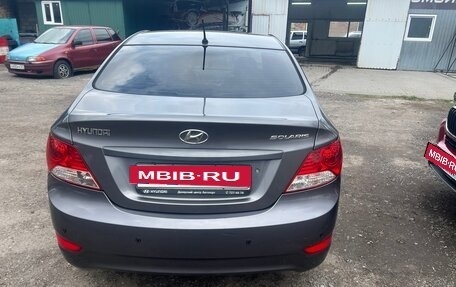 Hyundai Solaris II рестайлинг, 2011 год, 680 000 рублей, 4 фотография