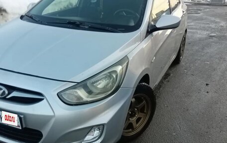 Hyundai Solaris II рестайлинг, 2012 год, 450 000 рублей, 7 фотография