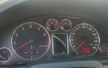 Audi A4, 1998 год, 310 000 рублей, 9 фотография