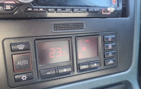 Audi A4, 1998 год, 310 000 рублей, 8 фотография