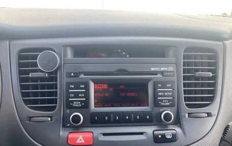 KIA Rio II, 2010 год, 666 666 рублей, 5 фотография