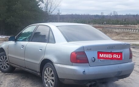 Audi A4, 1998 год, 310 000 рублей, 3 фотография