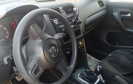 Volkswagen Polo VI (EU Market), 2012 год, 620 000 рублей, 3 фотография