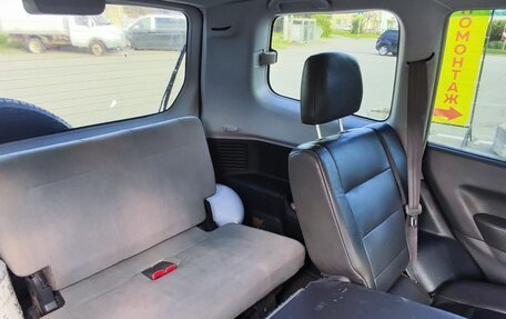 Mitsubishi Pajero III рестайлинг, 2004 год, 1 222 000 рублей, 8 фотография