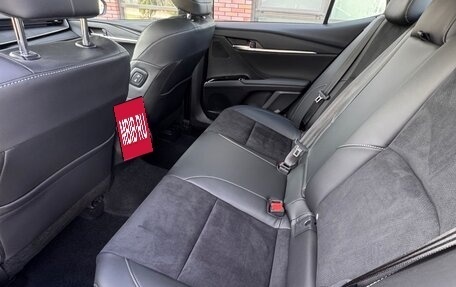 Toyota Camry, 2025 год, 4 300 000 рублей, 19 фотография