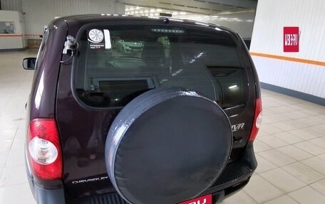 Chevrolet Niva I рестайлинг, 2018 год, 599 000 рублей, 2 фотография